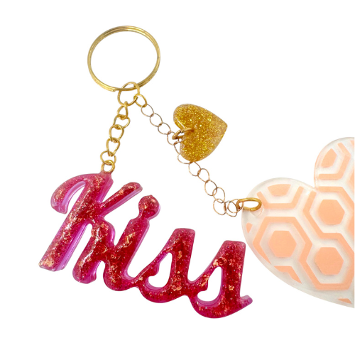 Portachiavi kiss con charm dorato - immagine 2